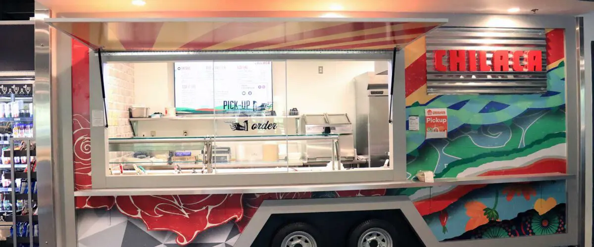 Chilaca serving line